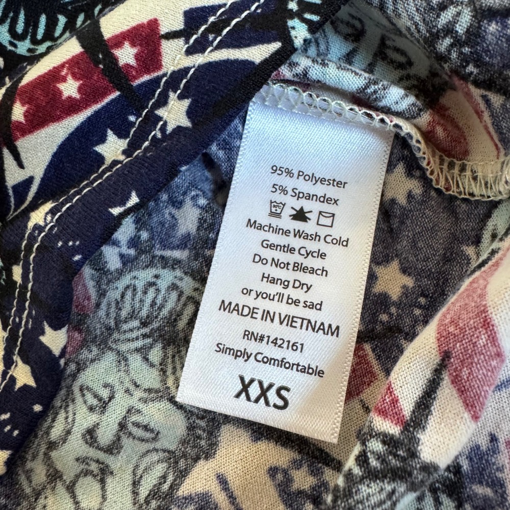 NWT LuLaRoe Irma Top Statue of Liberty 4th of July American Flag Womens Size XXS - Picture 5 of 8